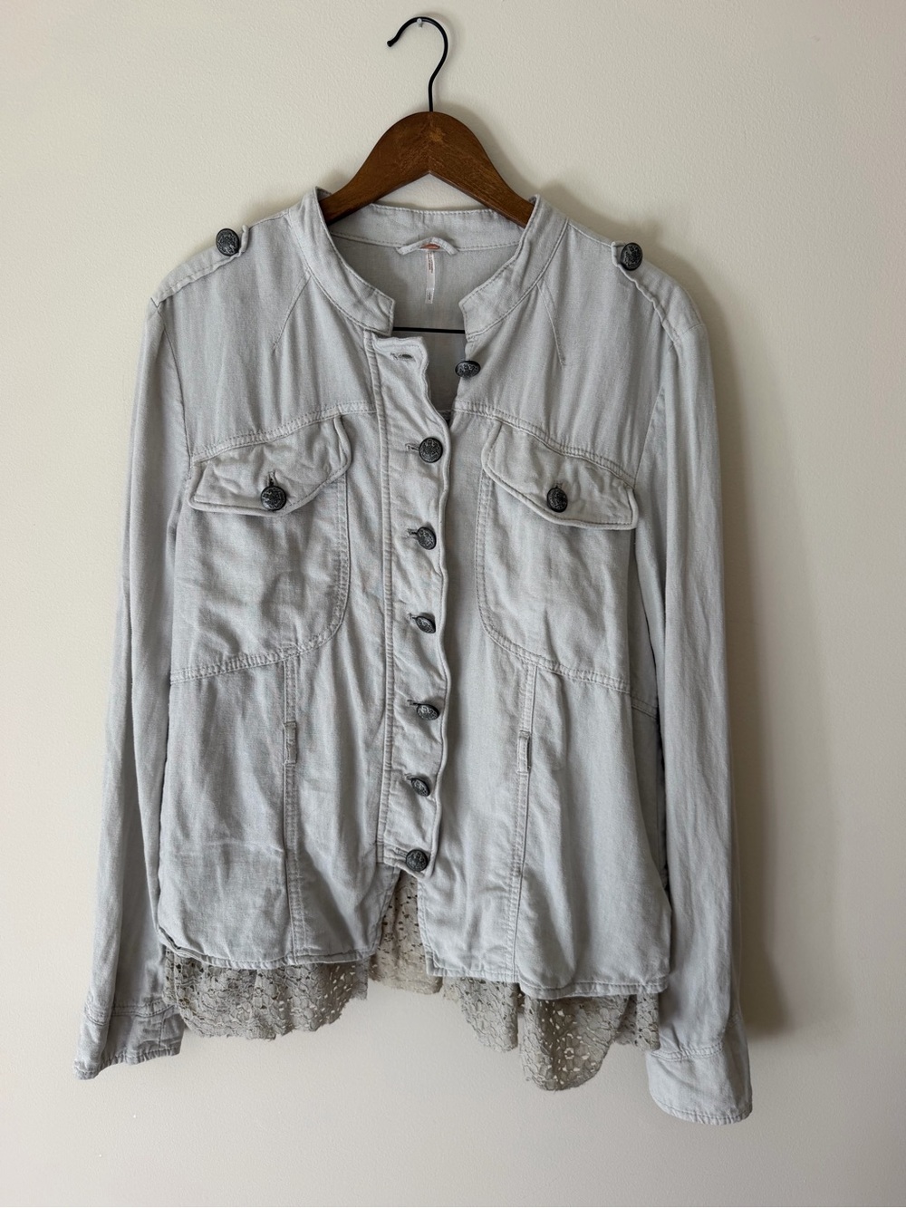 Free People Boho Light Gray/Beige Button-Front Jacket w/ Lace Hem, Size Large